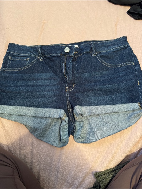 SO Pants - Denim Shorts